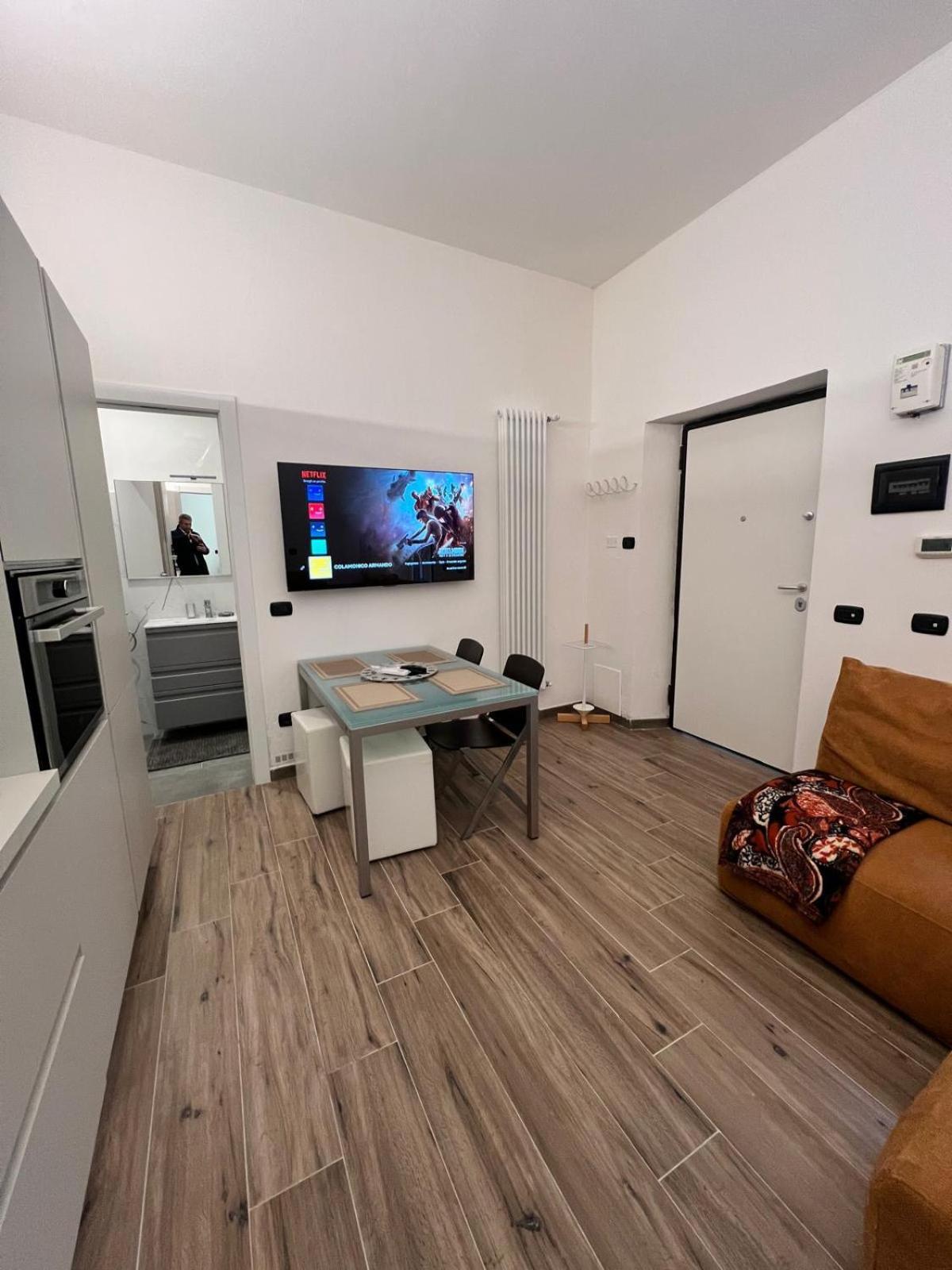 Domusmi Delfico 2 Appartement Milaan Buitenkant foto
